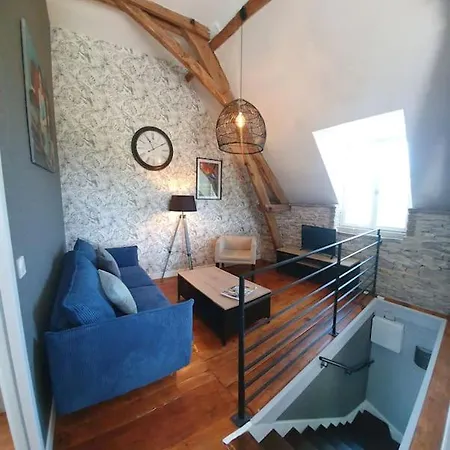 A Montvalent, Proche Rocamadour, Adult Only Σπίτι διακοπών